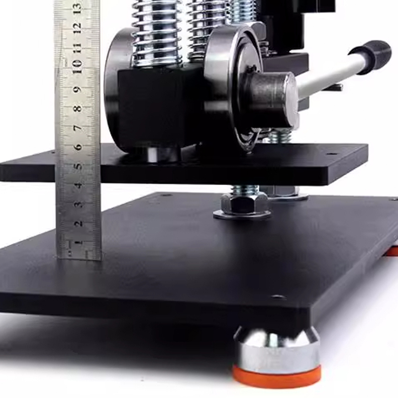 Presse à culbuteur Machine de  - Die Cutting Machine avis et prix