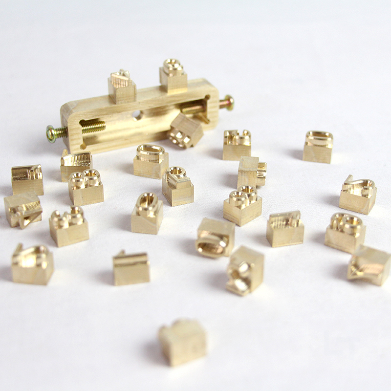Moule en cuivre alphabet, fer  - Foil Transfer Machine avis et prix